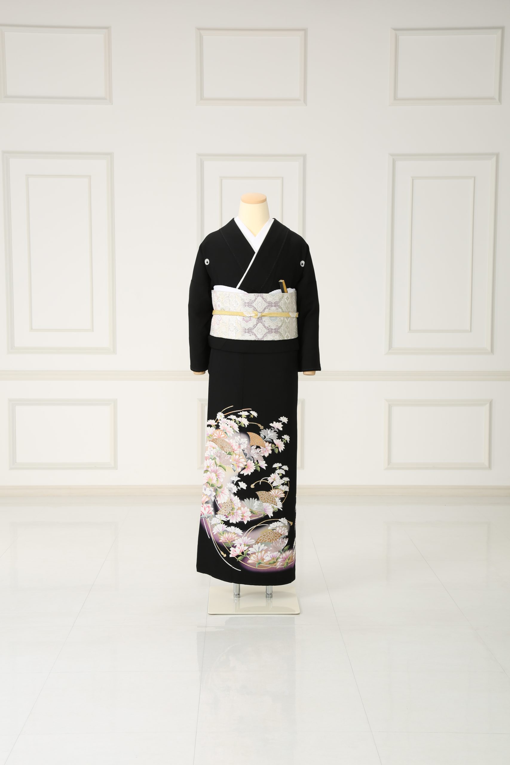 菊の刺繍 留め袖 - 着物