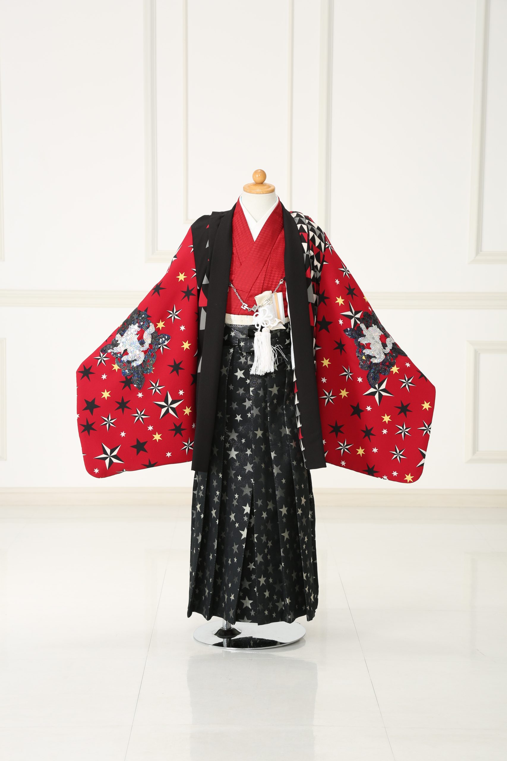 ミニマム三線本体 木製 ヘビ柄装飾 3弦 スタンド付き 三線 販売